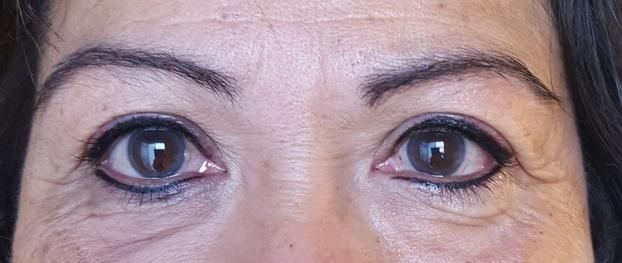A happy customer of Permanent Make Up By Linda